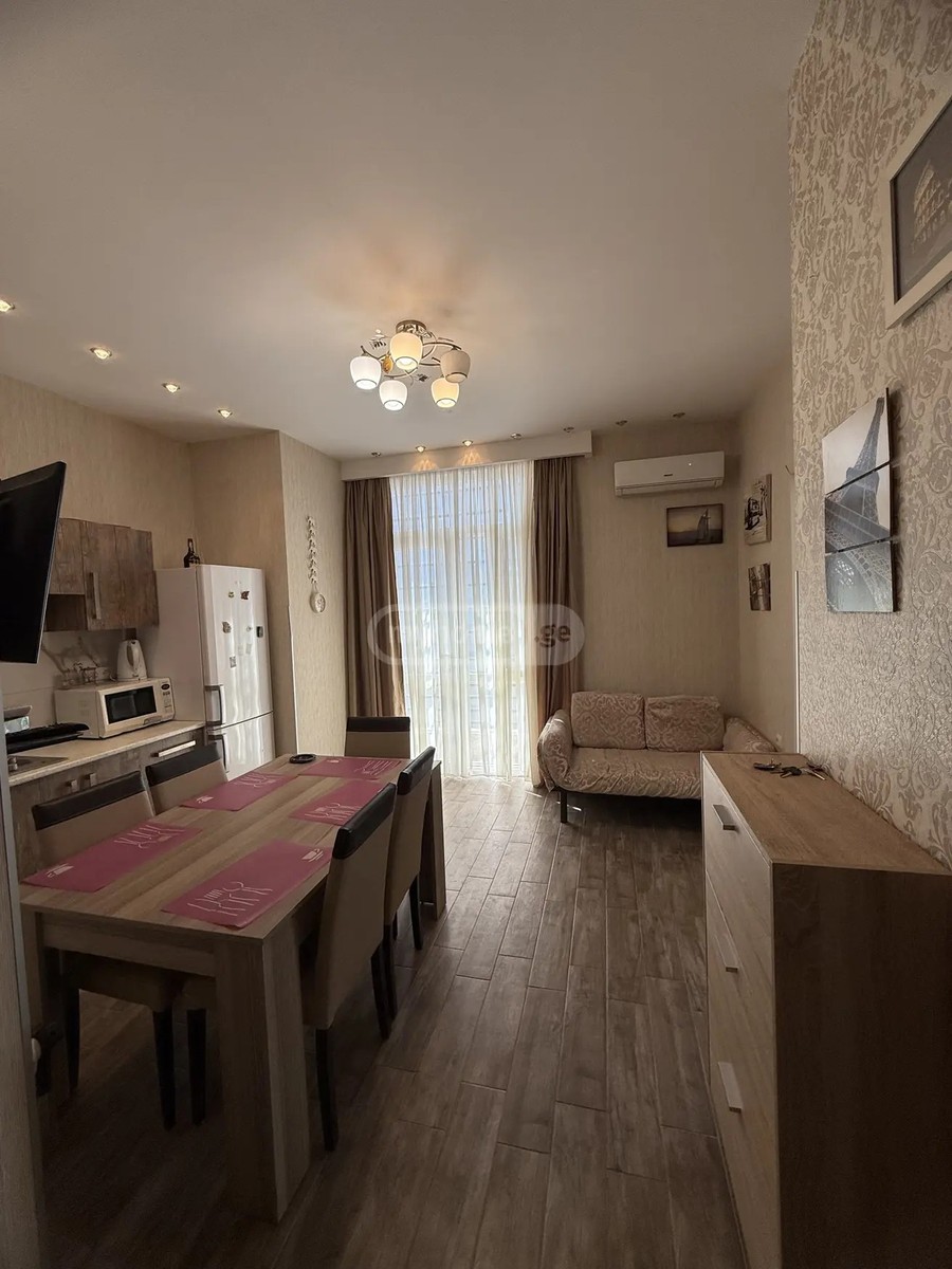 ფიროსმანი ნ. ქ. 18 - 3 rooms