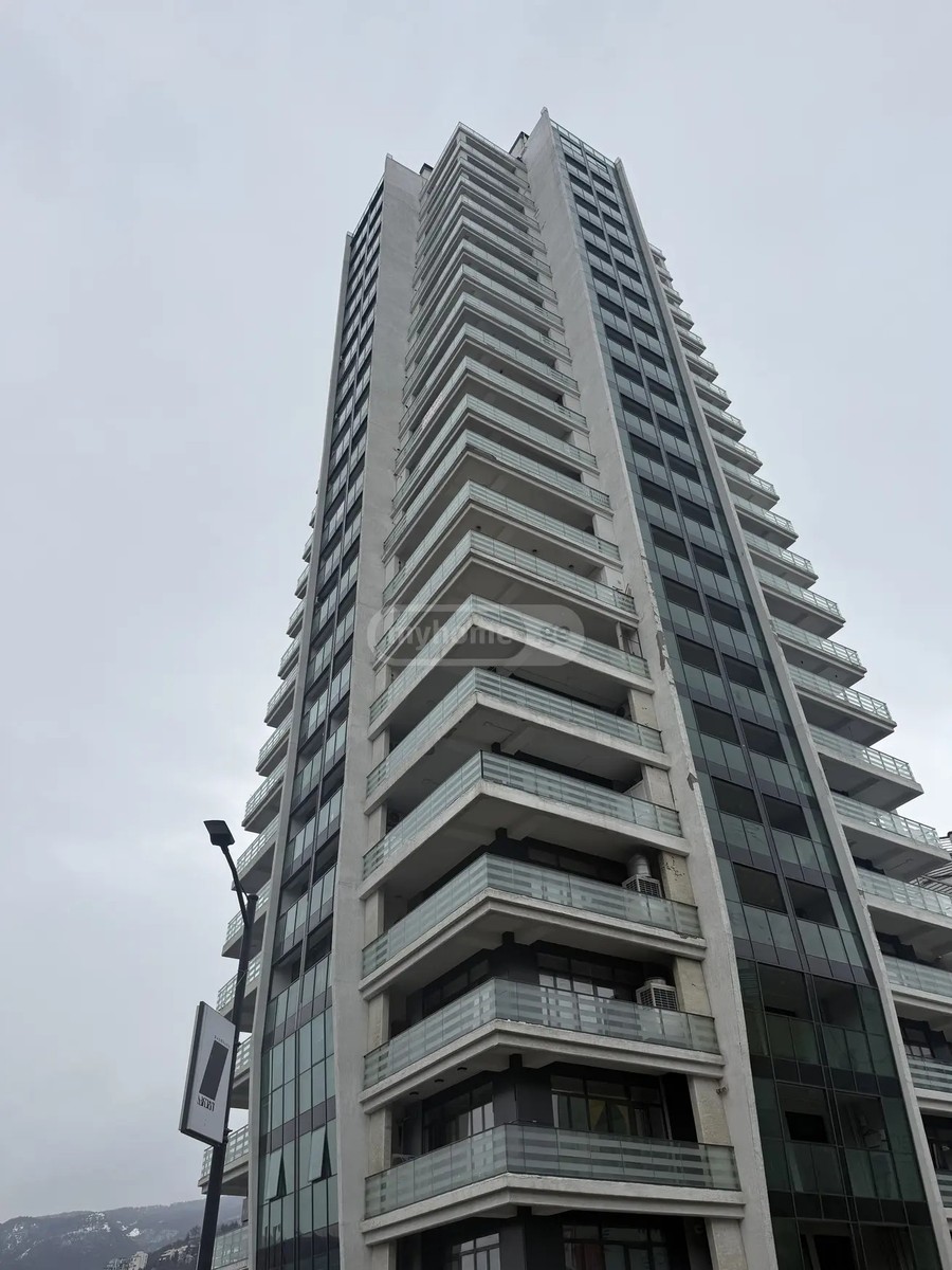 უნივერსიტეტის ქ. 24 - 3 rooms