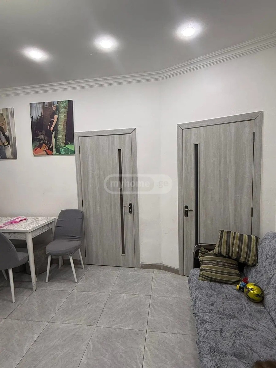 აღმაშენებლის ქ. 3 - 3 rooms