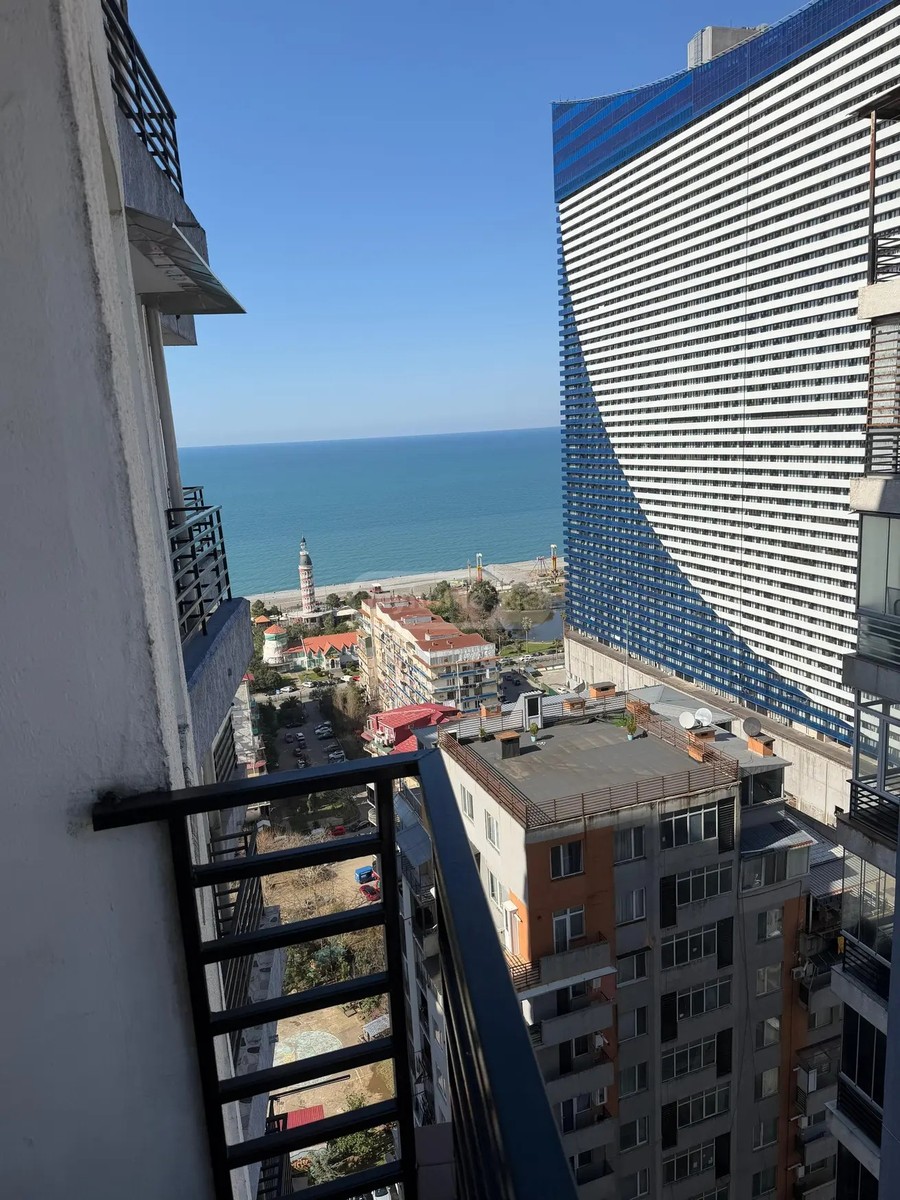 ფიროსმანი ნ. ქ. 18 - 3 rooms