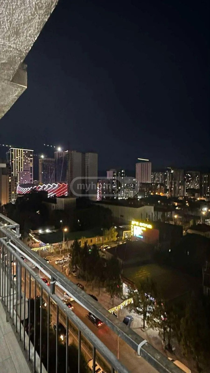 აბუსერიძე ტ. ქ. 49 - 3 rooms