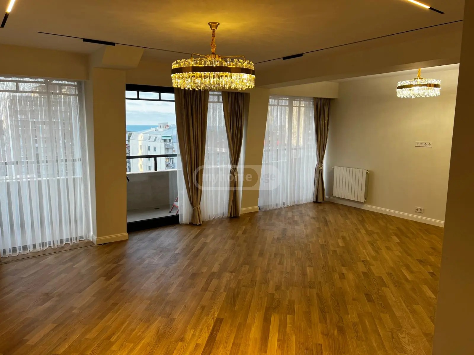 ლერმონტოვი მ. ქუჩა 37 - 5 rooms