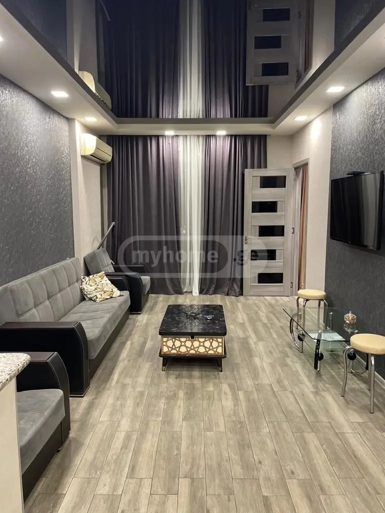 აბუსერიძე ტ. ქ. 5 - 3 rooms