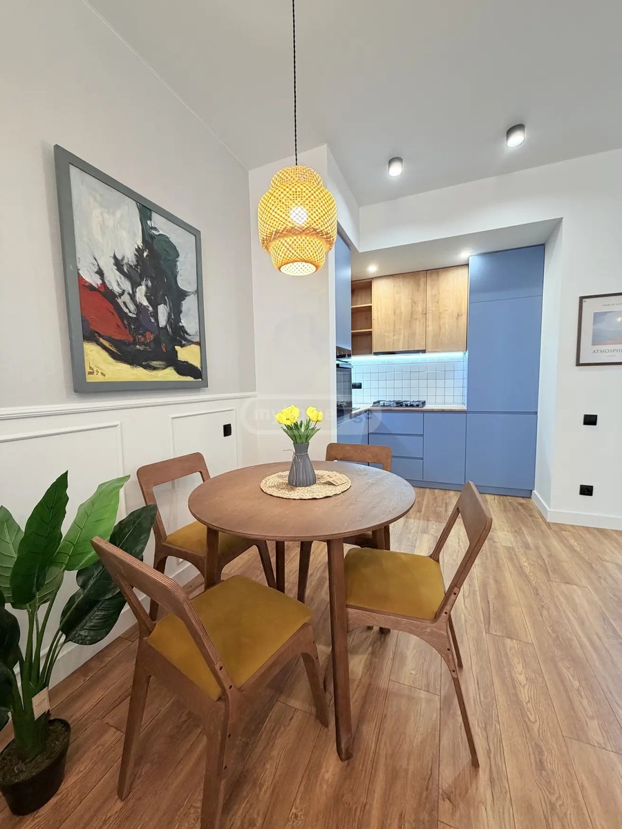 უნივერსიტეტის ქ. 46 - 2 rooms