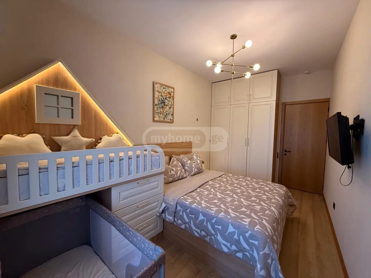 ვანის ქ. 4 - 2 rooms