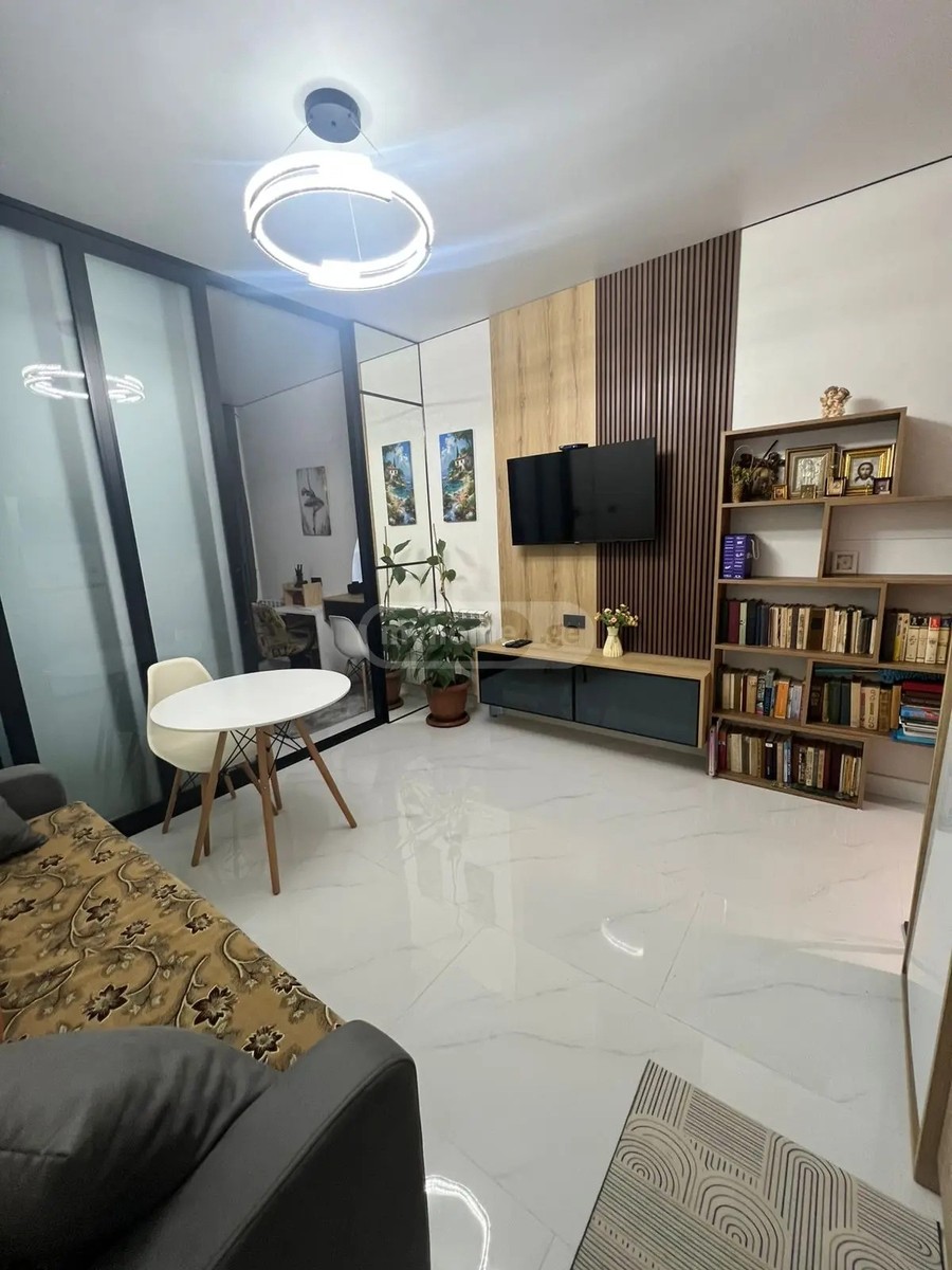 ანგისის II ჩიხი 10 - 1 rooms