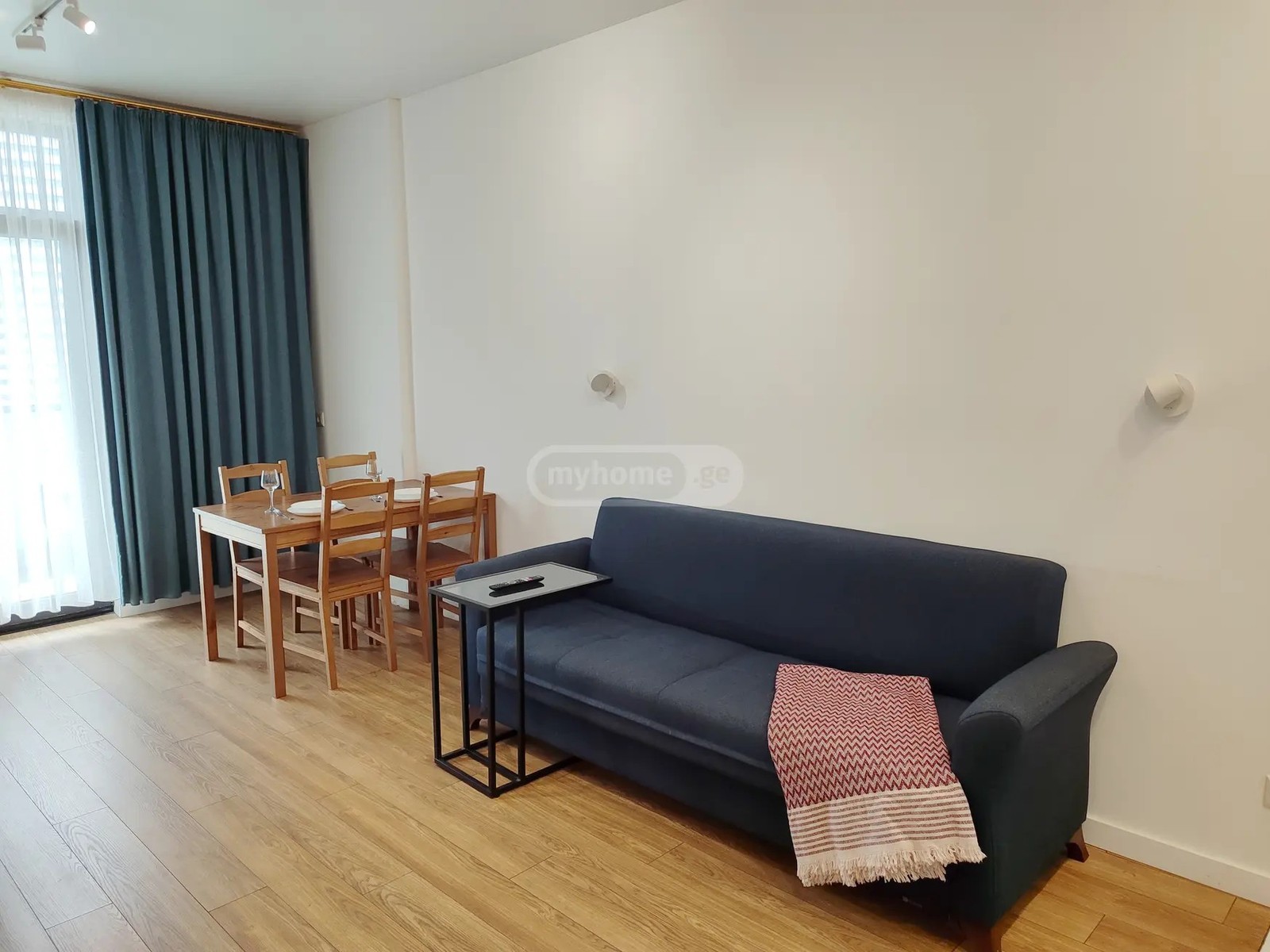 ფიროსმანის ქ. 17 - 1 rooms