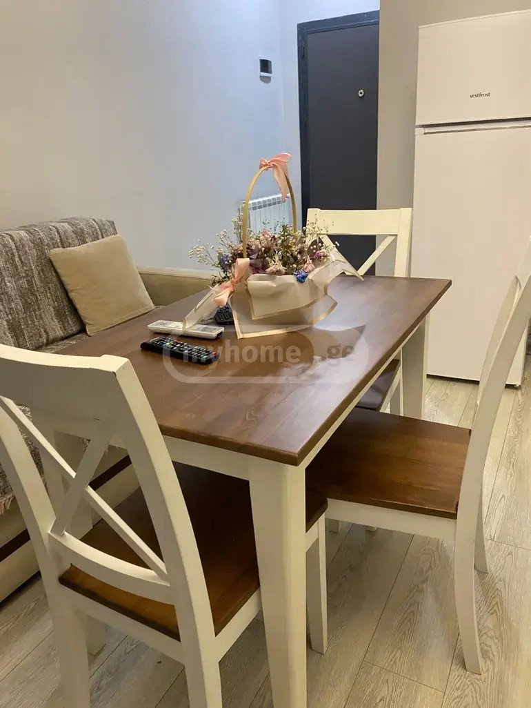 აღმაშენებლის ქ. 56 - 1 rooms