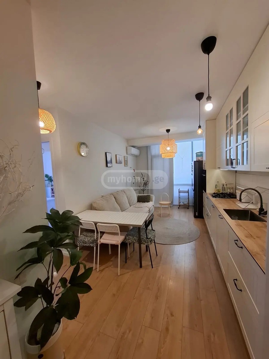 ანჯაფარიძე ზ. II შეს. 8 - 3 rooms