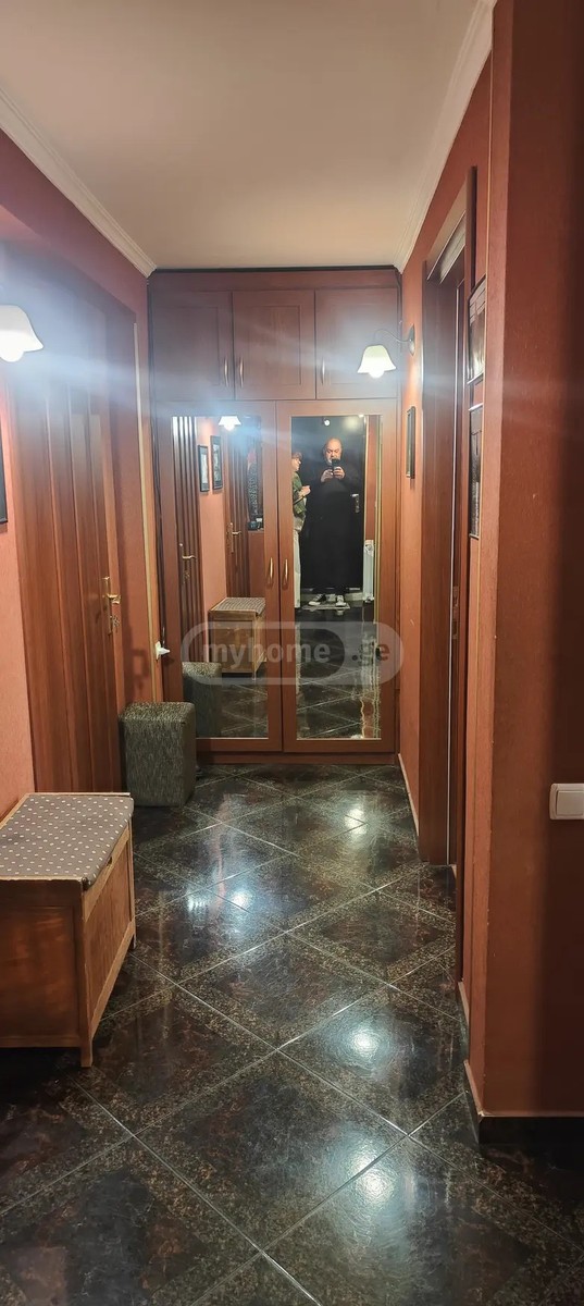 ლარსის ქ.  - 4 rooms