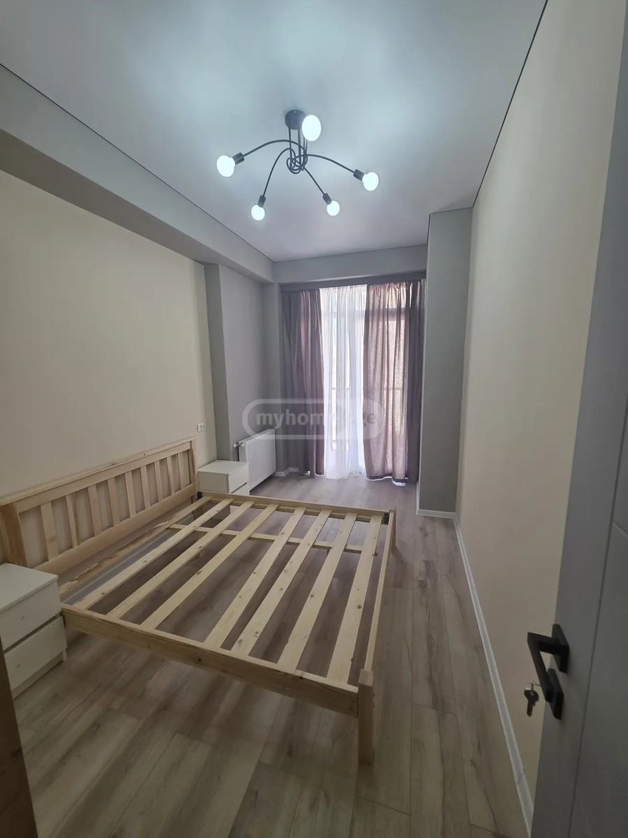 ბაირამაშვილის ქ. - 3 rooms