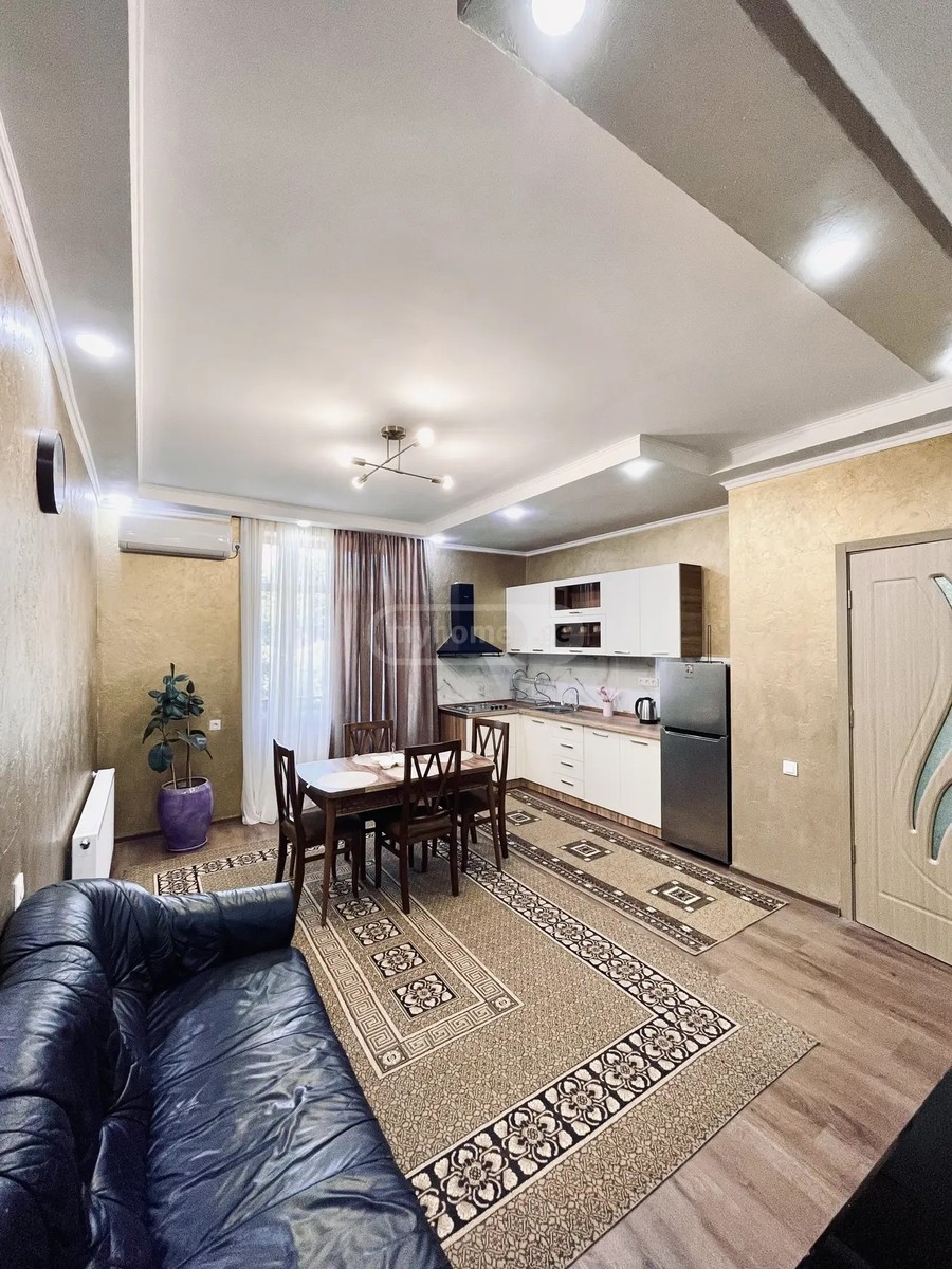 ბუხაიძის ქ.  - 2 rooms