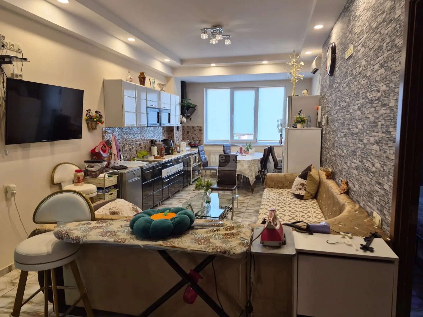 გიორგი გურამიშვილის ქუჩა 3 - 2 rooms