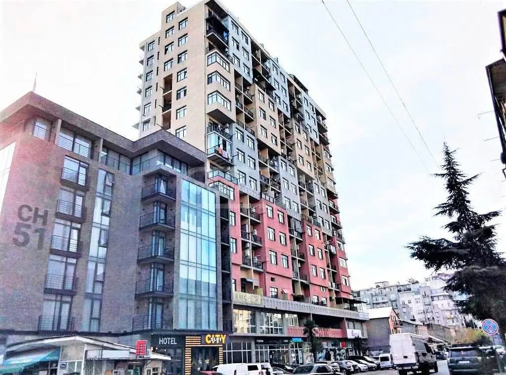 ჭავჭავაძე ი. ქუჩა 51 - 3 rooms