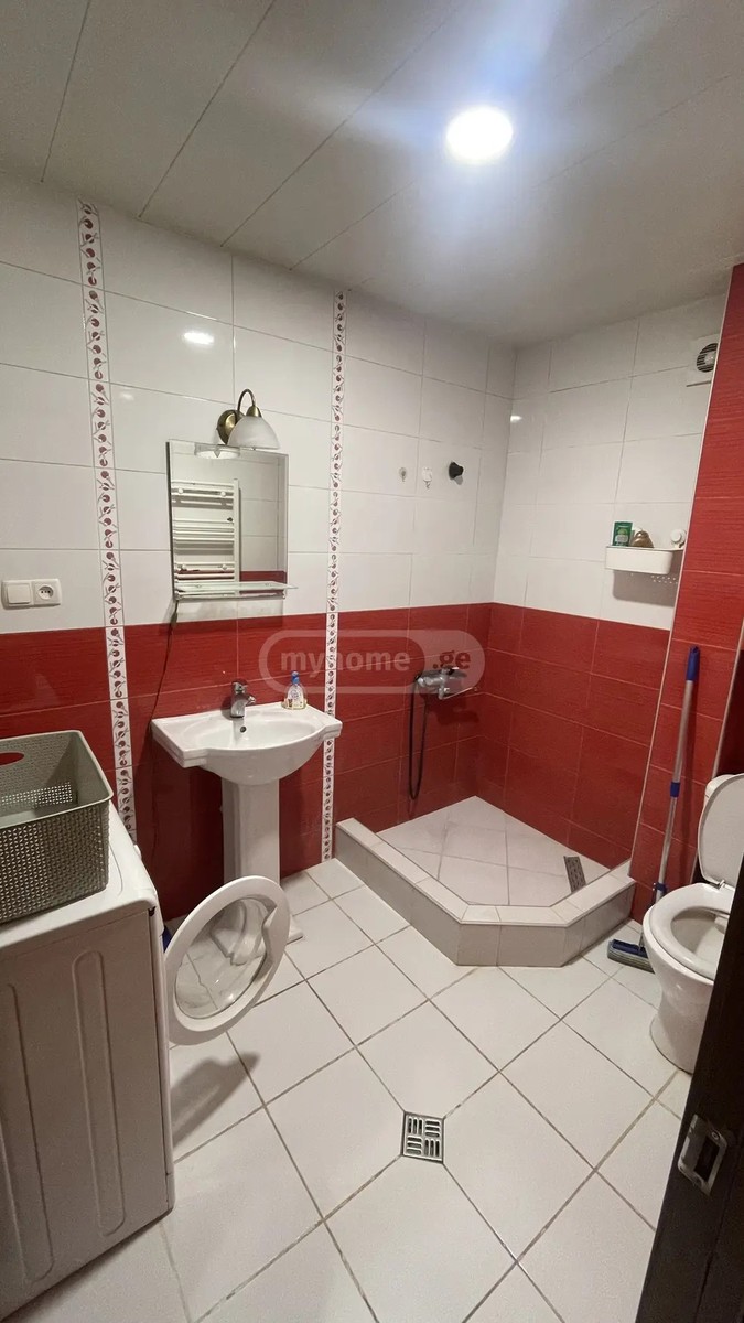 კოსტავა მ. ქ. 74 - 4 rooms