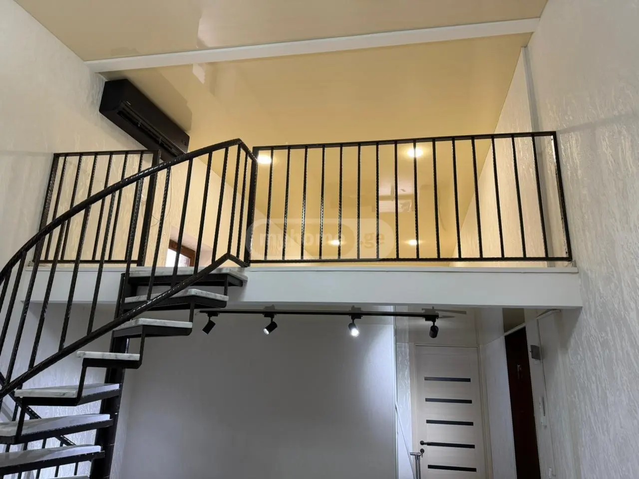 თამარ მეფის ქ. 17 - 3 rooms