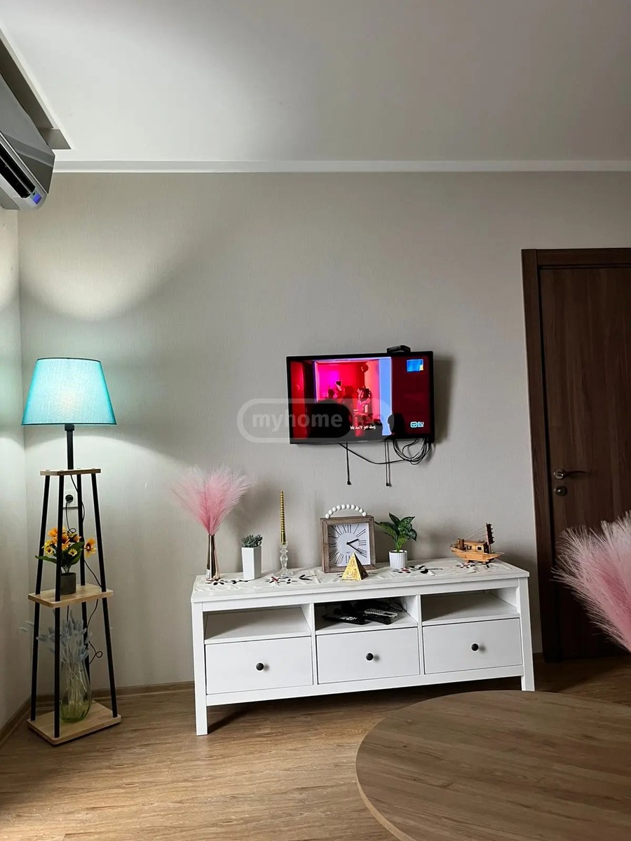 ხიმშიაშვილი შ. ქ. 15ბ - 2 rooms