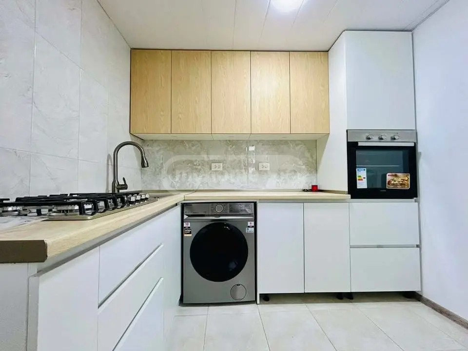 ჭავჭავაძის გამზ.  - 3 rooms