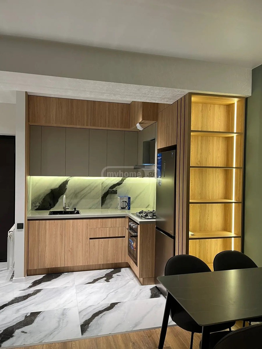 petre lbaris - 1 rooms