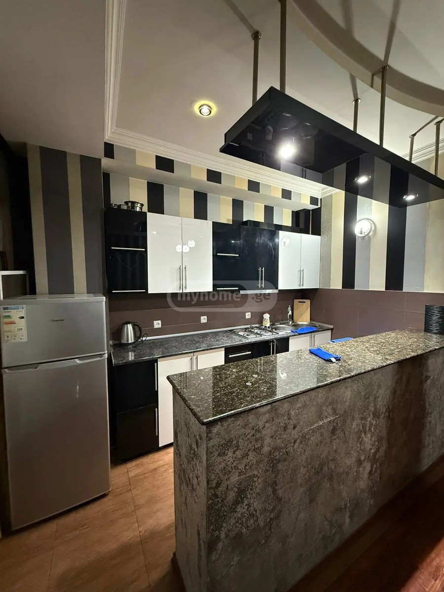 აღმაშენებელი დ. გამზირი  - 2 rooms