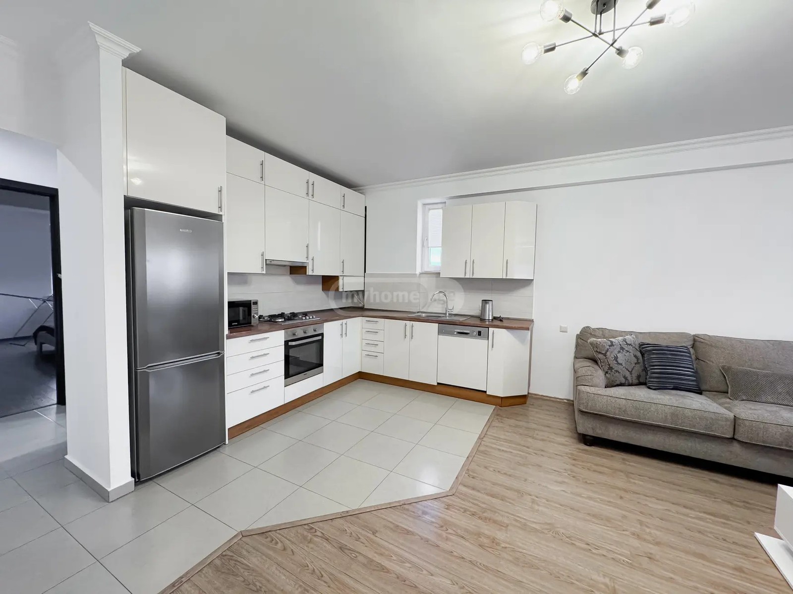 ასლანიდი პ. ქუჩა 25 - 3 rooms