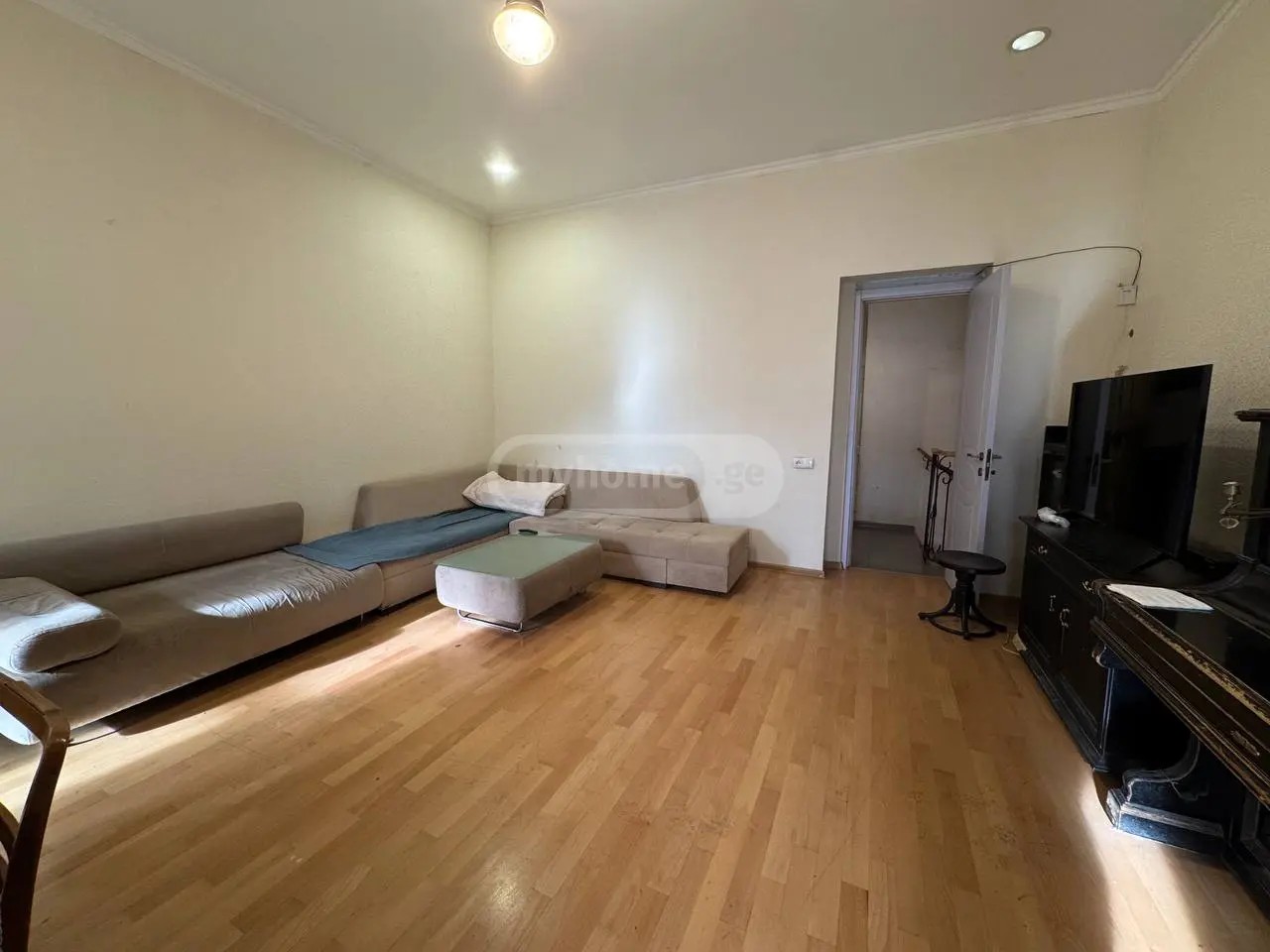 აღმაშენებლის გამზ. 78 - 4 rooms