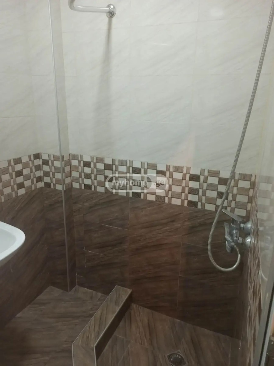 ახალგაზრდობის გამზ.  - 1 rooms