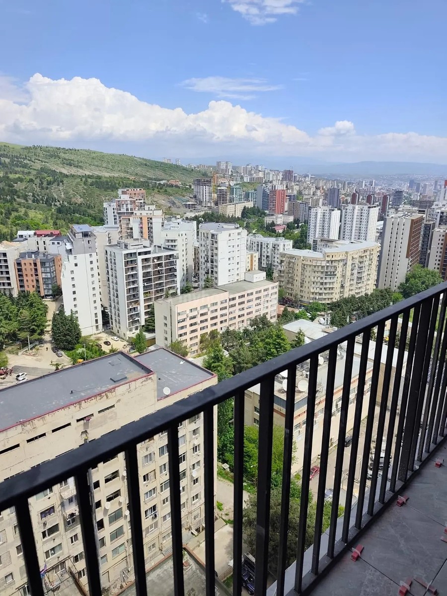 პოლიტკოვსკაია ა. ქ. (ჯიქია) 46 - 2 rooms