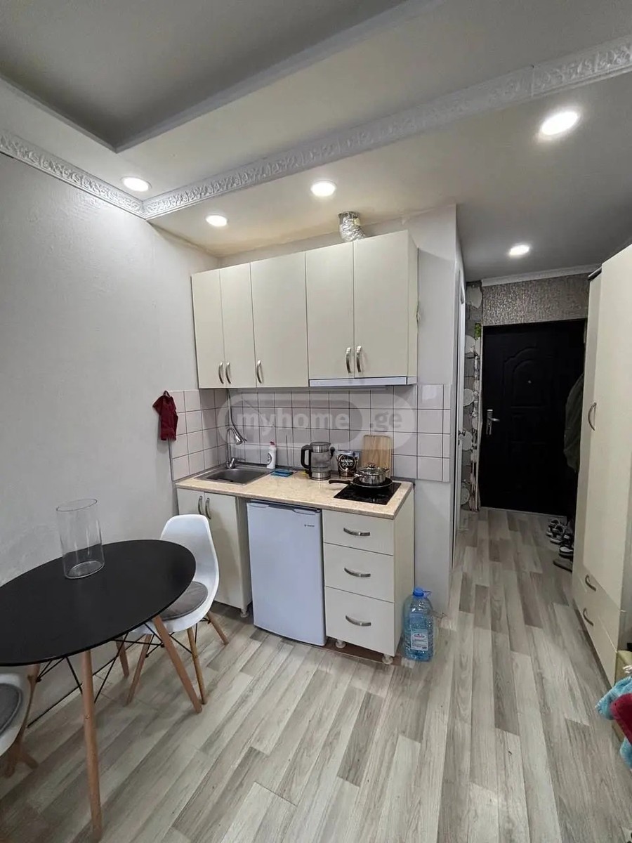 ლეხ და მარია კაჩინსკების ქუჩა 10 - 1 rooms