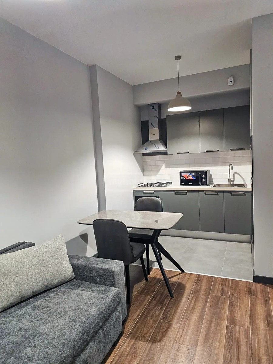 მარშალ გელოვანის გამზ. 23 - 2 rooms