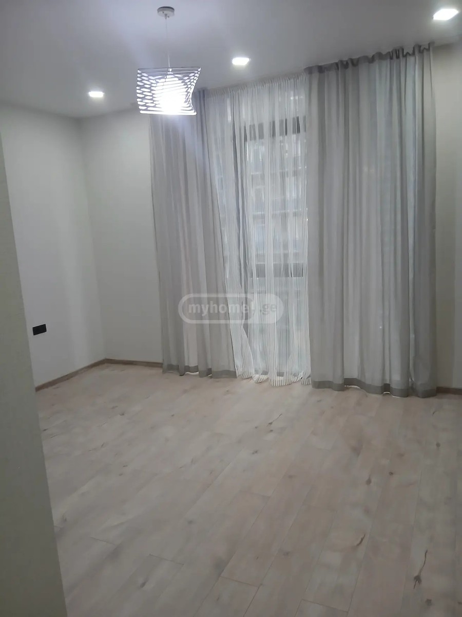ანგისის ქ. 10 - 1 rooms