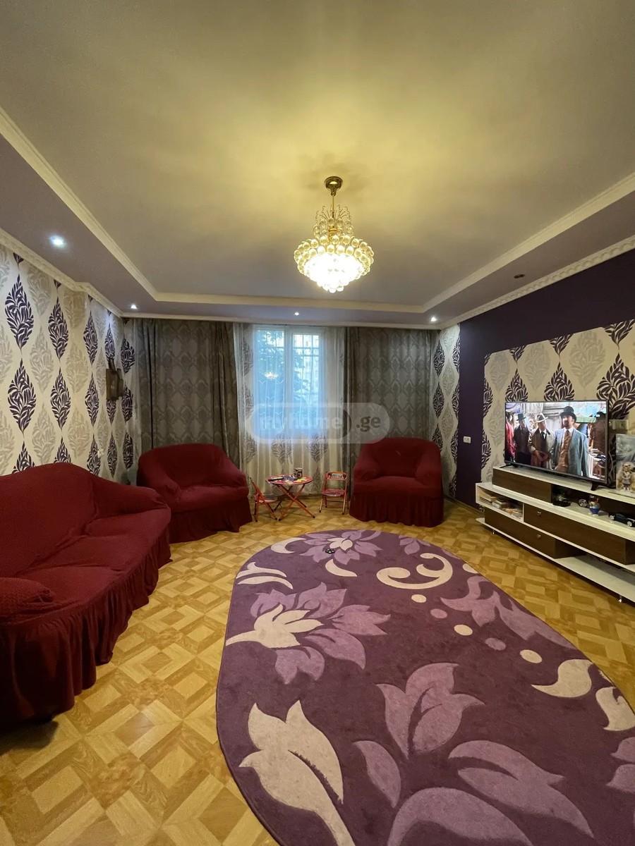 დვალის ქ.  - 5 rooms