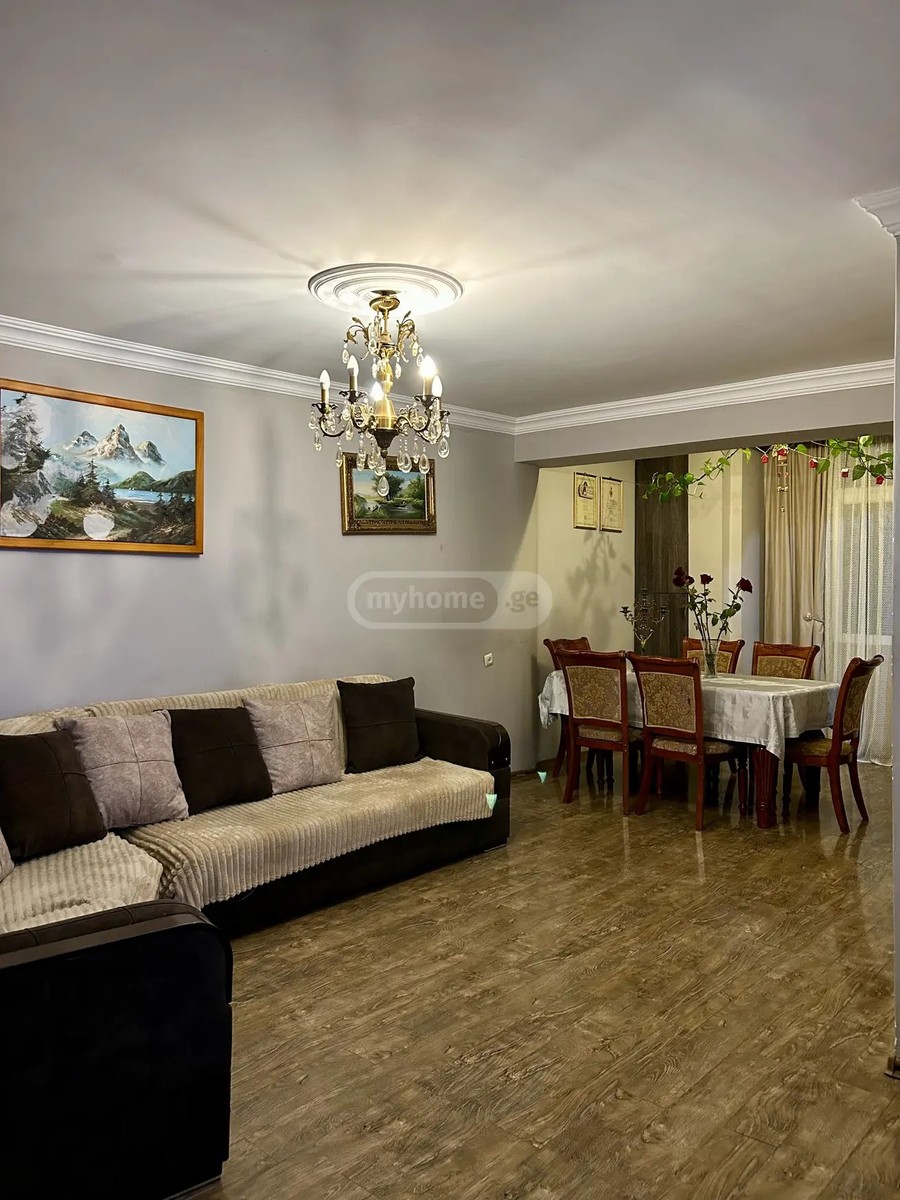 ჯავახიშვილის ქ. 65 - 3 rooms