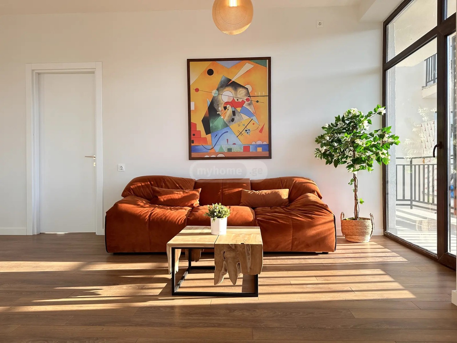 ჟვანია ნ. ქ. 73 - 5 rooms