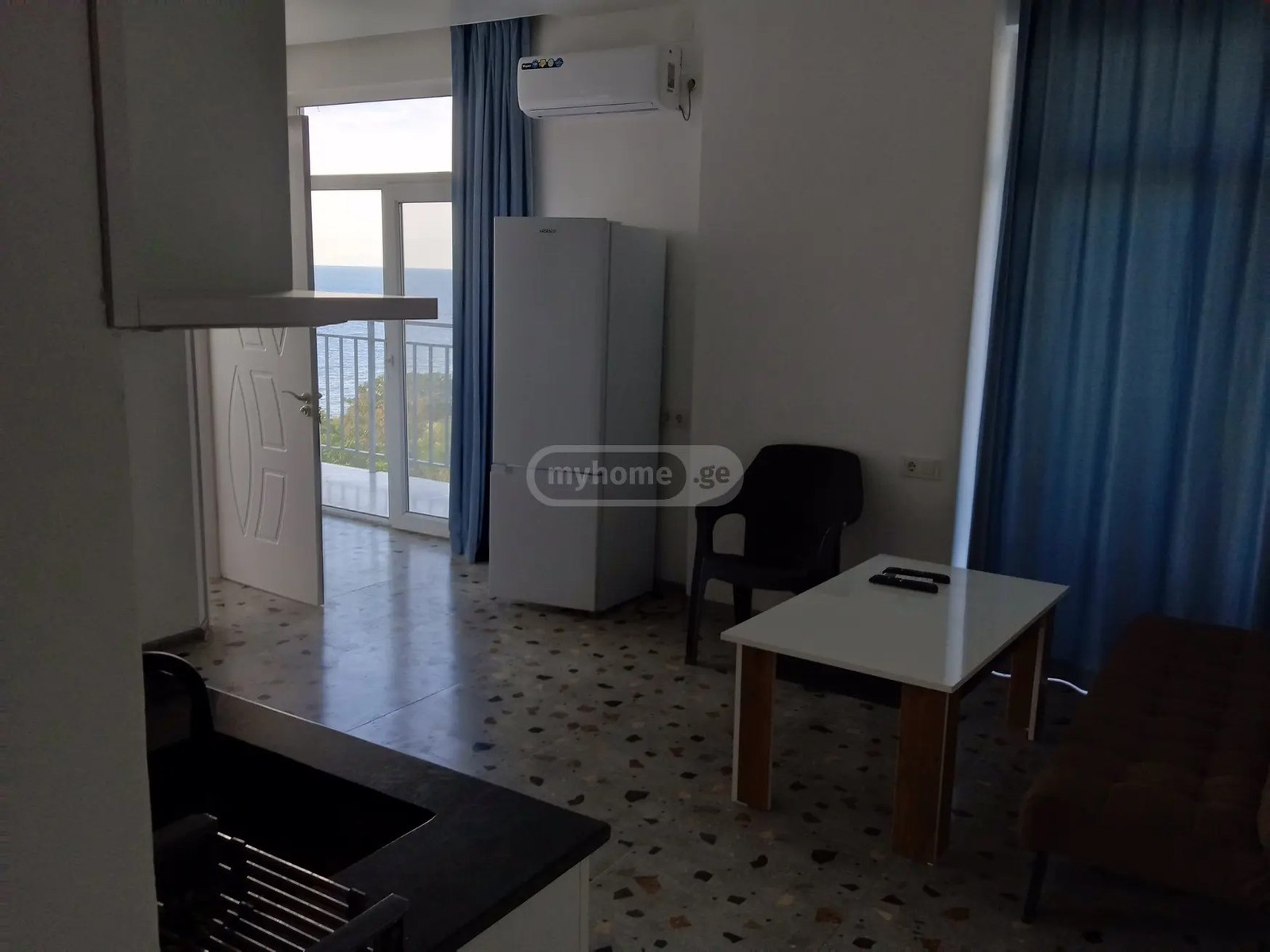 თამარ მეფის გამზ 1 შესახვევი  - 3 rooms