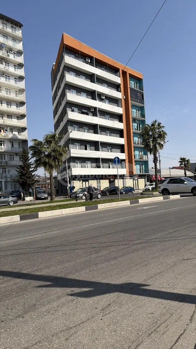 აღმაშენებლის გამზ. 110 - 3 rooms