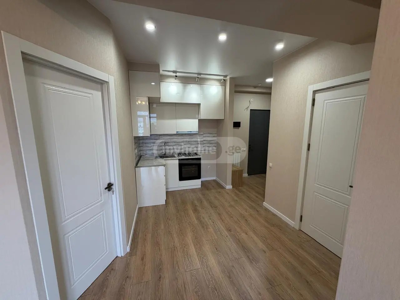 სტივენი კ. I ჩიხ. 43 - 3 rooms