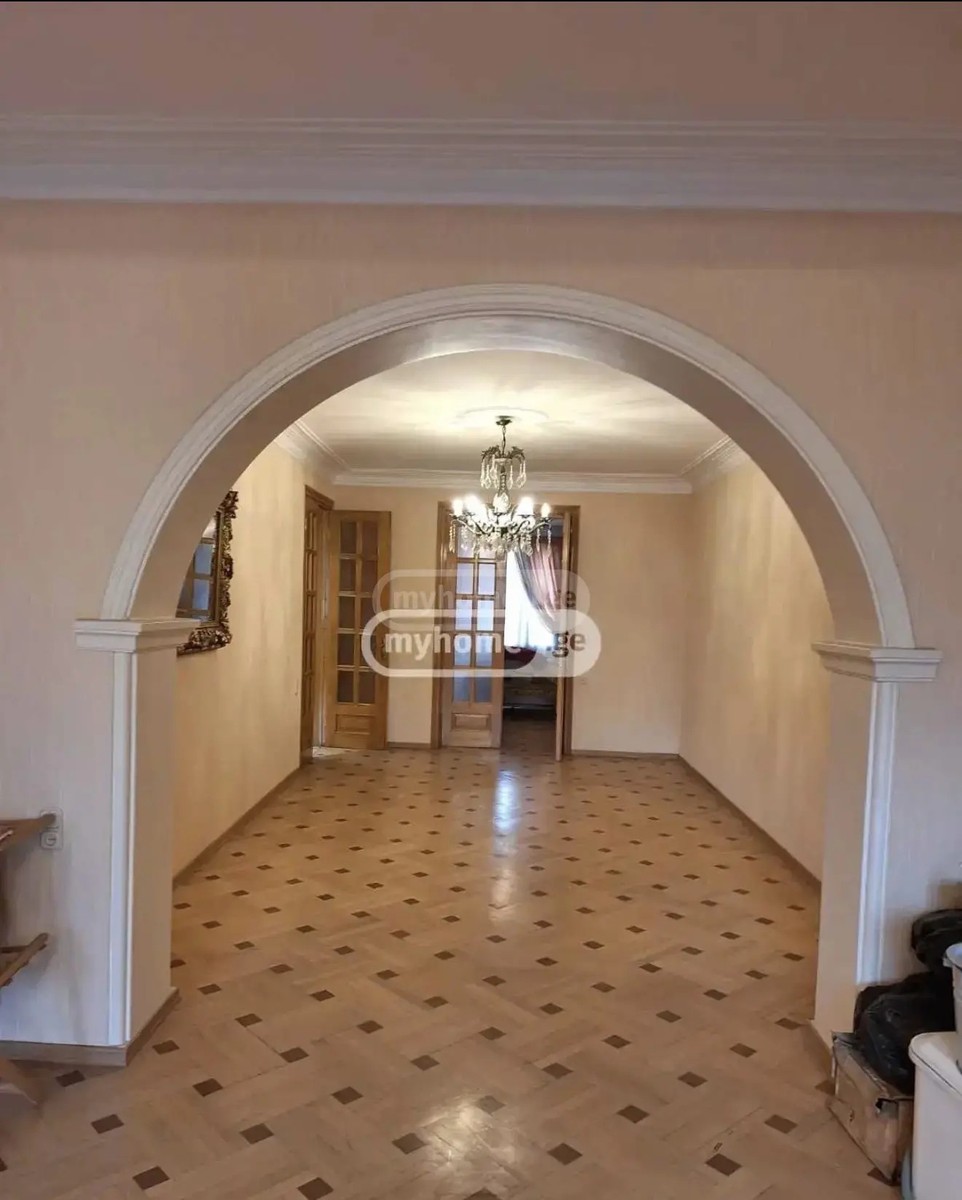 გამრეკელი დ. ქ. 12 - 4 rooms