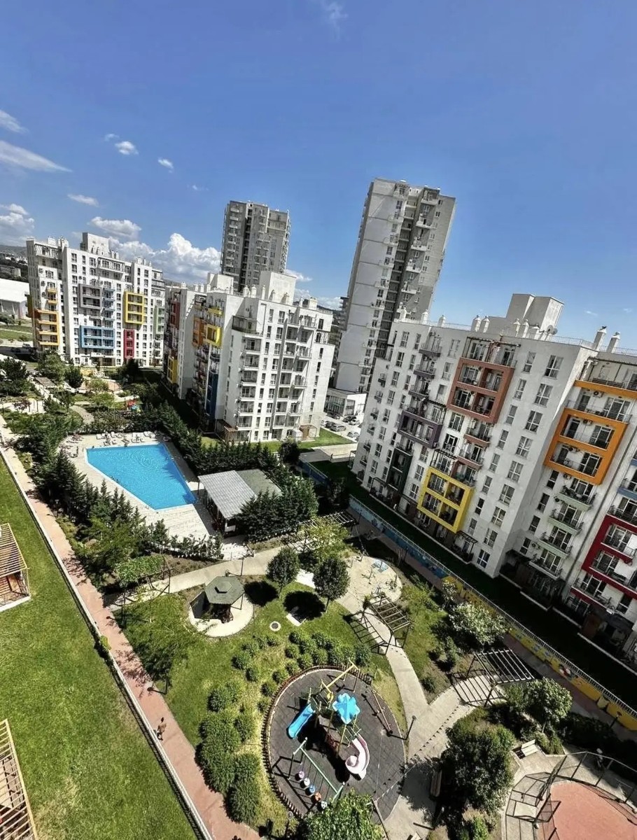 ბობ უოლშის ქუჩა 32ბ - 4 rooms