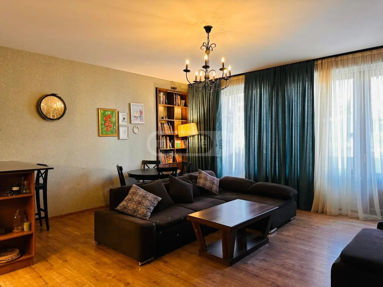 ვაჟა-ფშაველას გამზირი  - 3 rooms