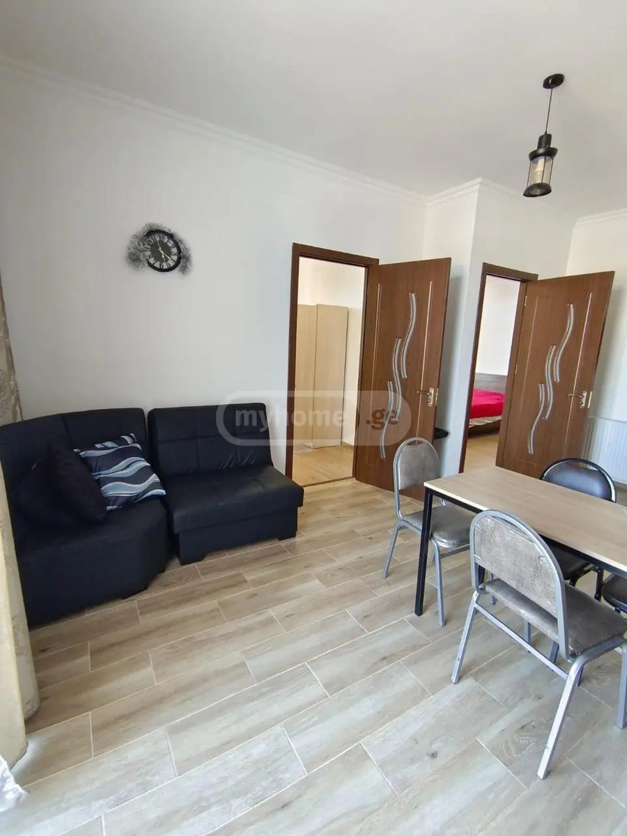 თორნიკე ერისთავის ქუჩა  - 3 rooms