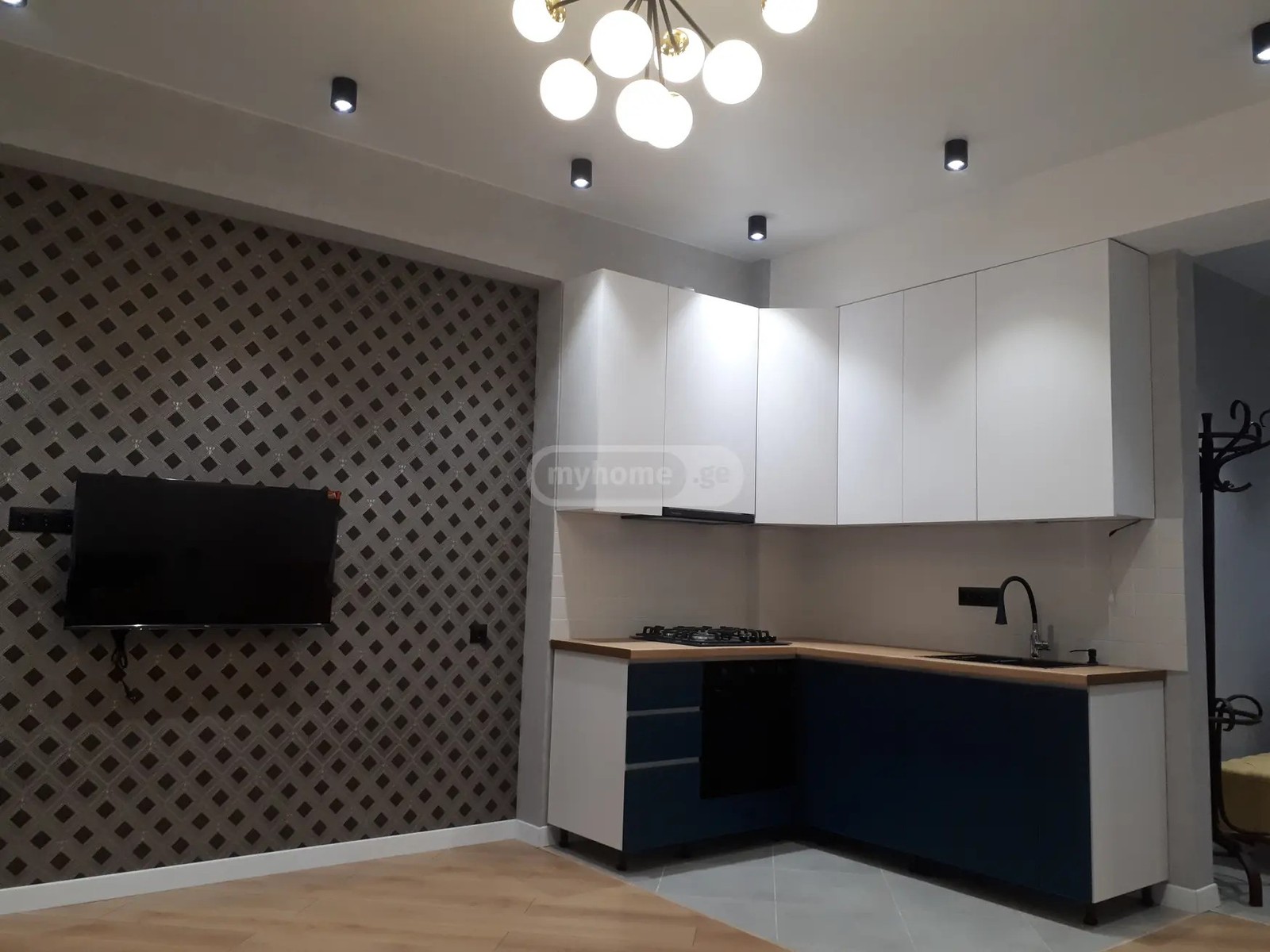 ვარაზი ა. ქ. 5 - 3 rooms