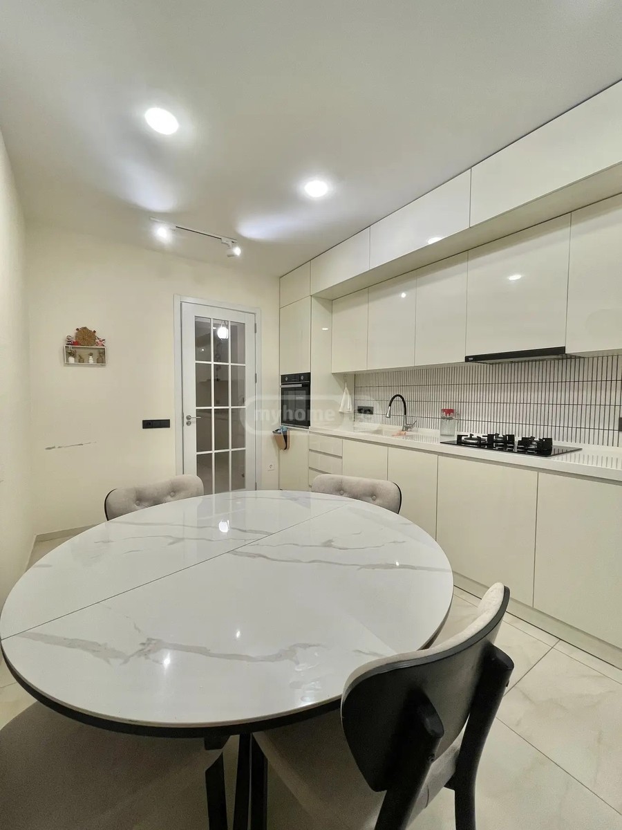 ნონეშვილი ი. ქ.  - 3 rooms