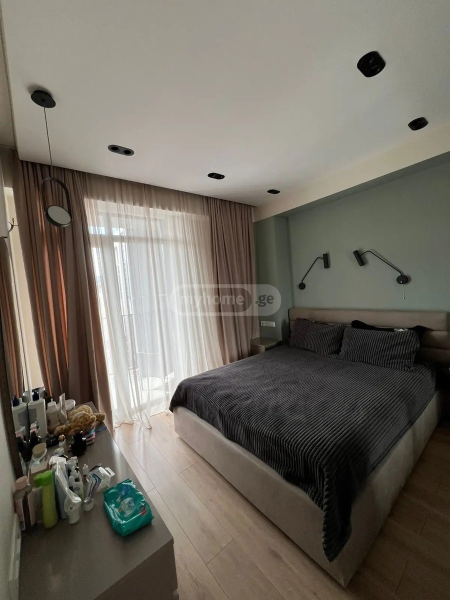 ნავთლუღის ქ. 10 - 3 rooms