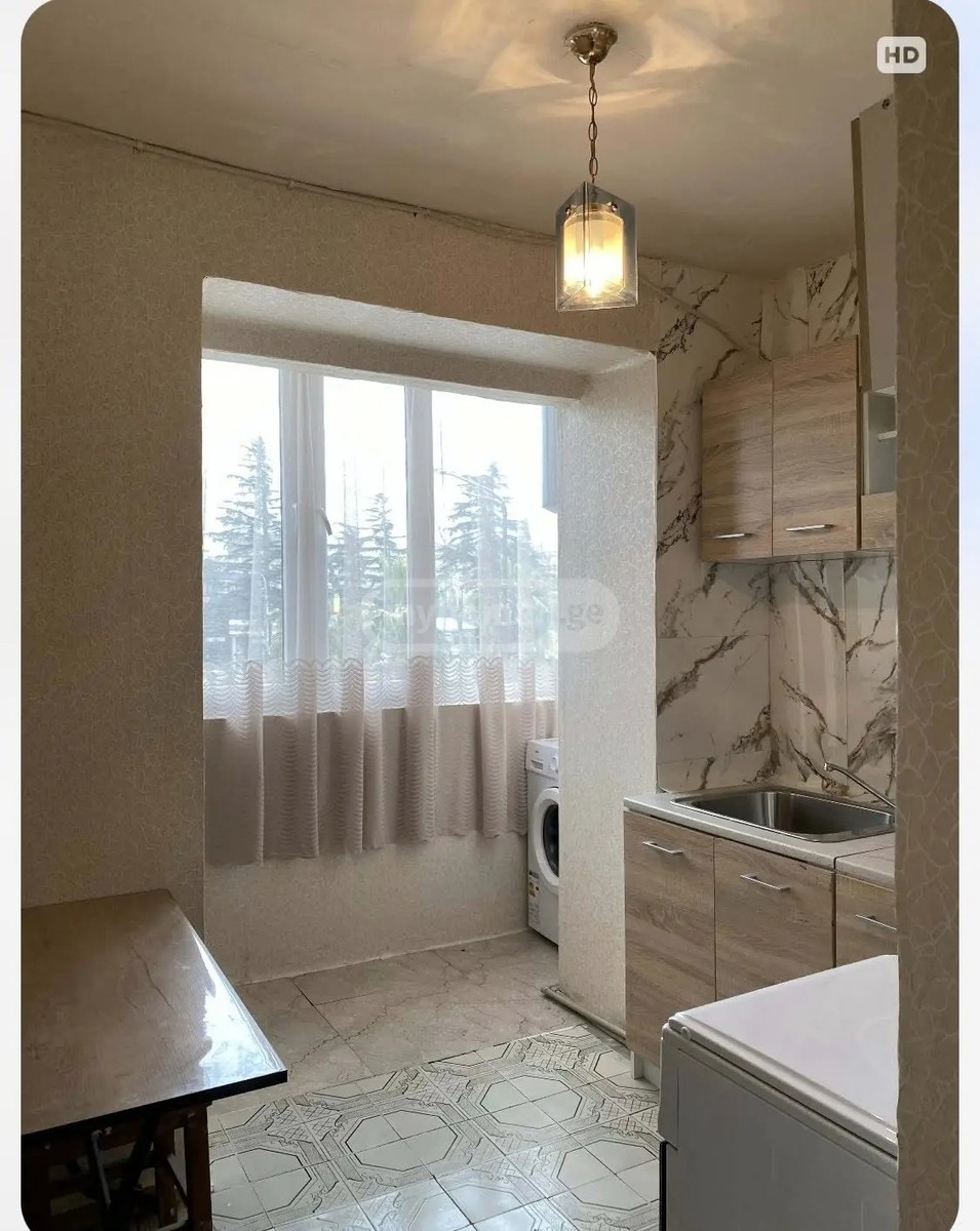 აღმაშენებლის გამზ.  - 2 rooms