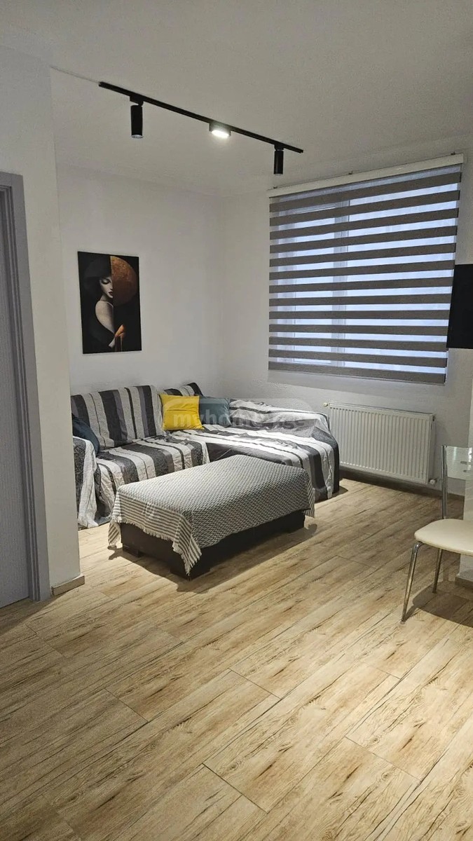 ფიროსმანი ნ. ქ. 18ბ - 3 rooms