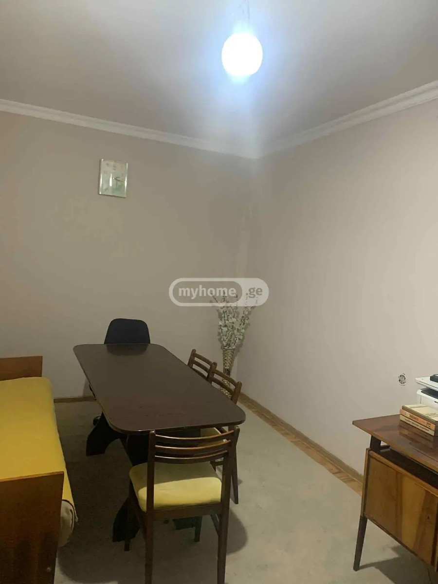 გამსახურდია კ. ქ. 10 - 2 rooms