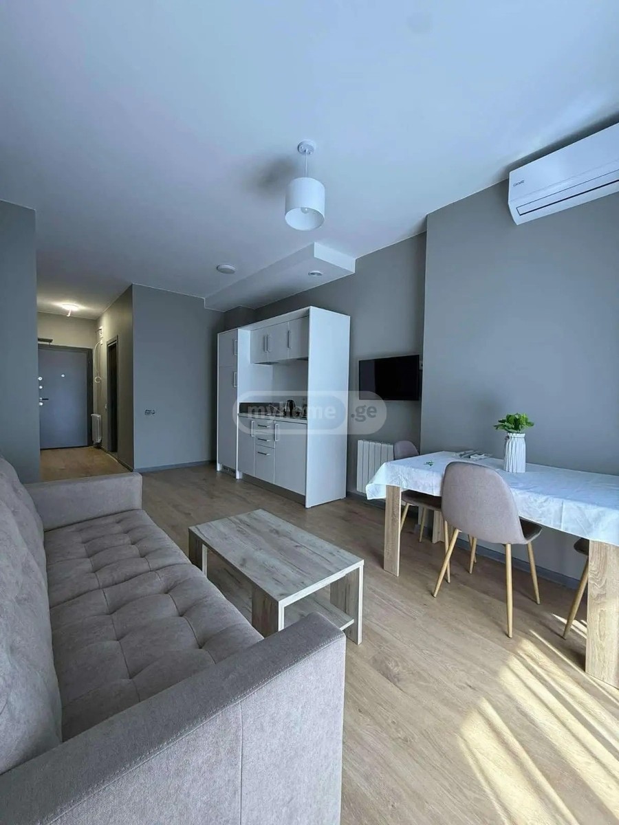 ანგისის 3 ჩიხი 10 - 3 rooms
