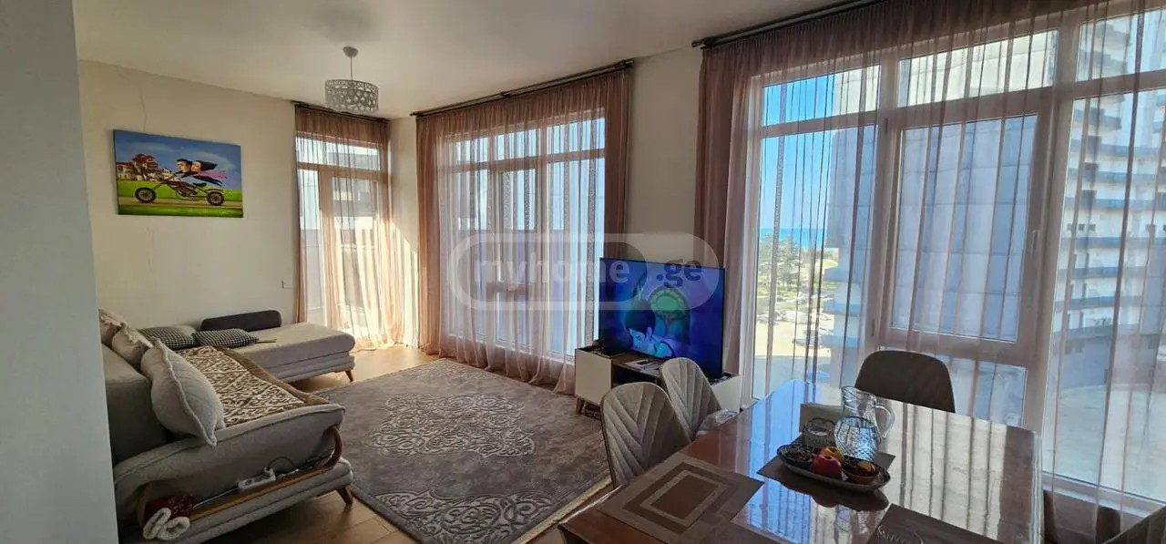 კაჩინსკი ლ. და მ. ქ. 5a - 3 rooms