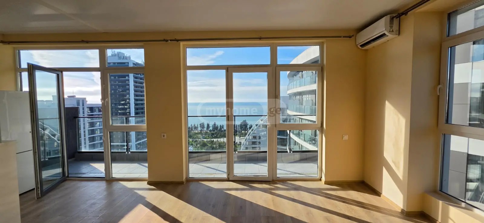 ლეხ და მარია კაჩინსკების ქუჩა 5 - 4 rooms